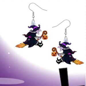 🍏50% OFF/3+...🎃👻Old Witches Riding Broom Halloween Earrings